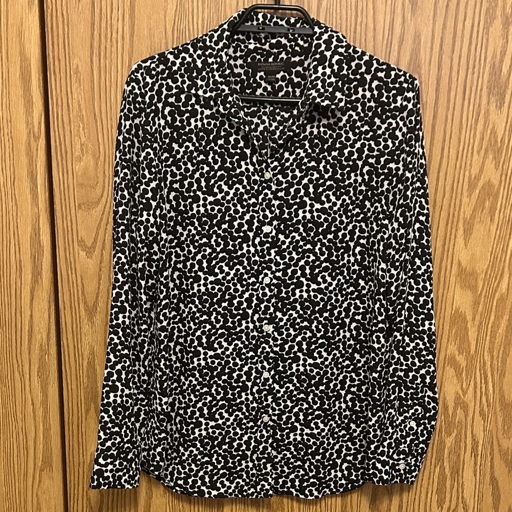 Banana Republic  and White Patterned Blouse size medium